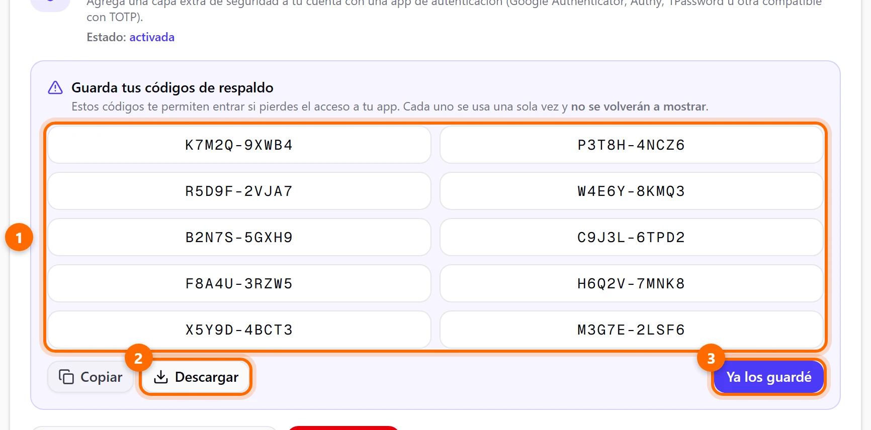 Recuadro Guarda tus códigos de respaldo con diez códigos de ejemplo y los botones Copiar, Descargar y Ya los guardé